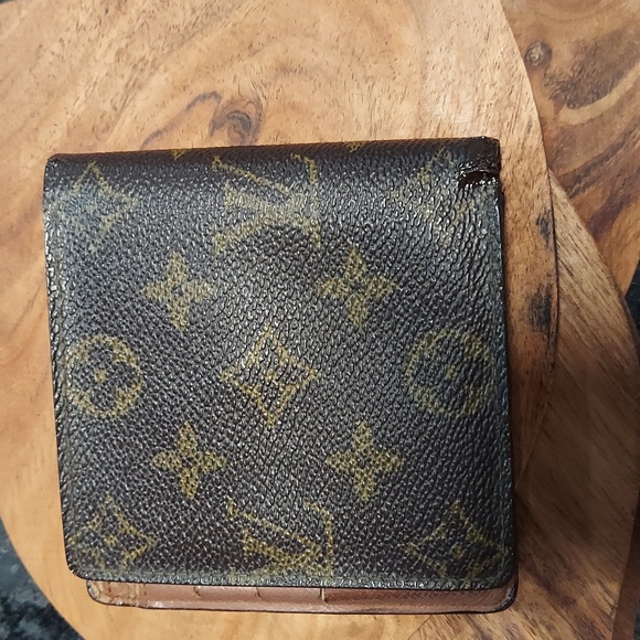 LV Monogram Brown Signature Flap Wallet - Picture 2 of 11
